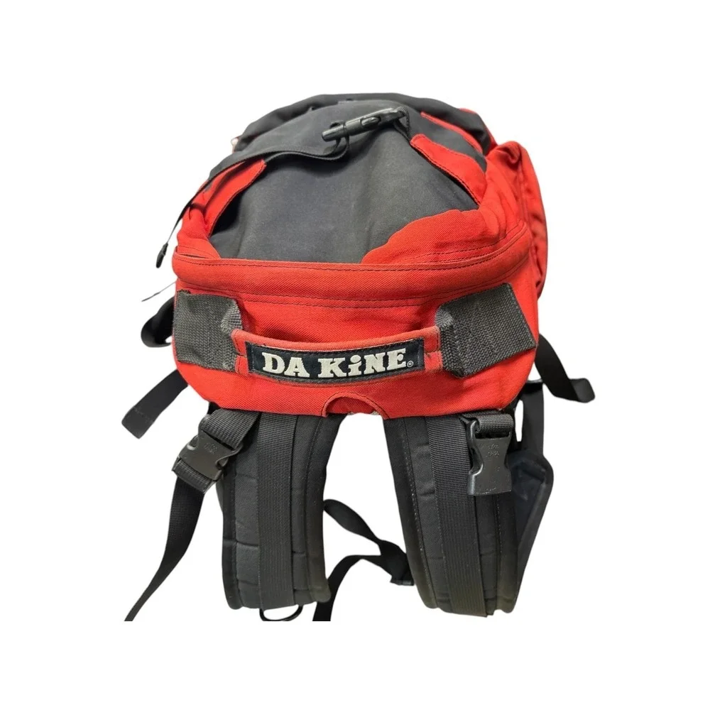 Dakine Day‎ Tripper Backpack Red Black Skateboard Carry Straps Technical Y2K Bag